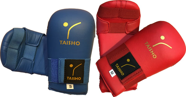 wkf style karate mitts red and blue